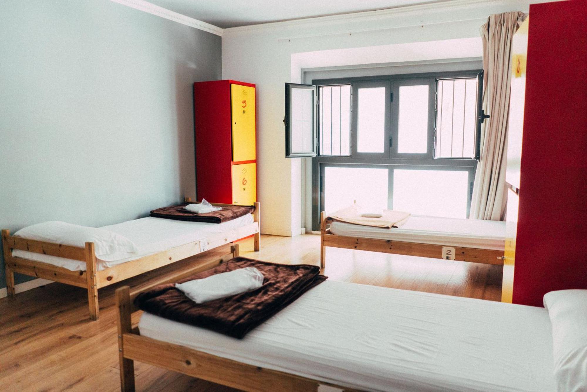 Hostel Black Swan Barcelona